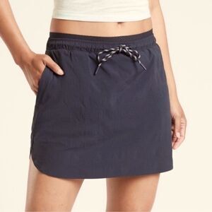 Athleta Trekkie Crest Skort Mesh Black 8